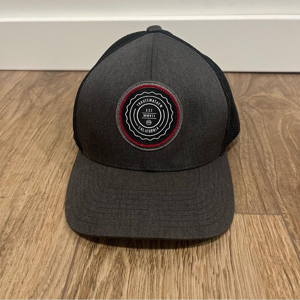 Travis Matthew snapback hat - One Size